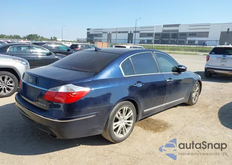2009 Hyundai Genesis 4.6 z USA, uszkodzony, nr VIN KMHGC46F99U050633